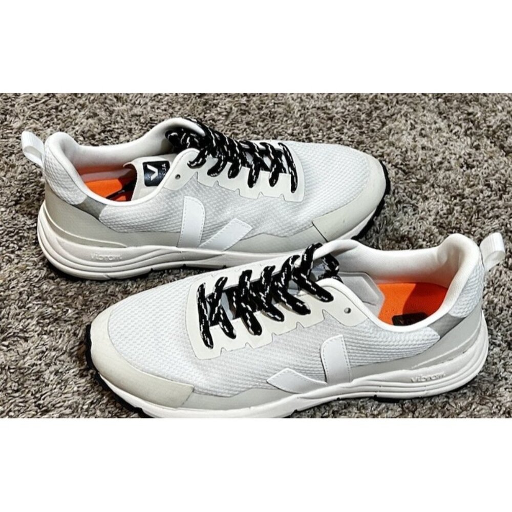 Veja Women's White and Black Athletic Sneakers
